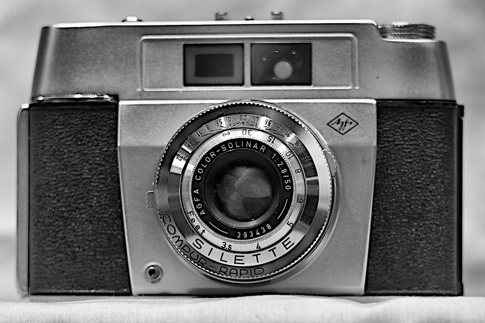 The luxury model, £40 from a dealer, has a big bright-line viewfinder and a more advance lens and shutter mechanism