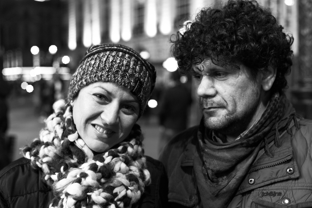  Tourists on the town at the foot of Eros, Piccadilly Circus. 35mm 'Lux FLE, f/2.8 at 1/125s, 800 ISO 