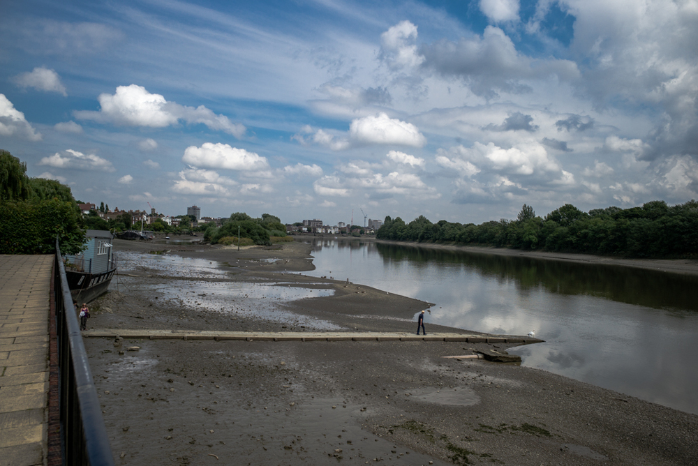 Riverscape from the new 28mm Elmarit mounted on a Leica M