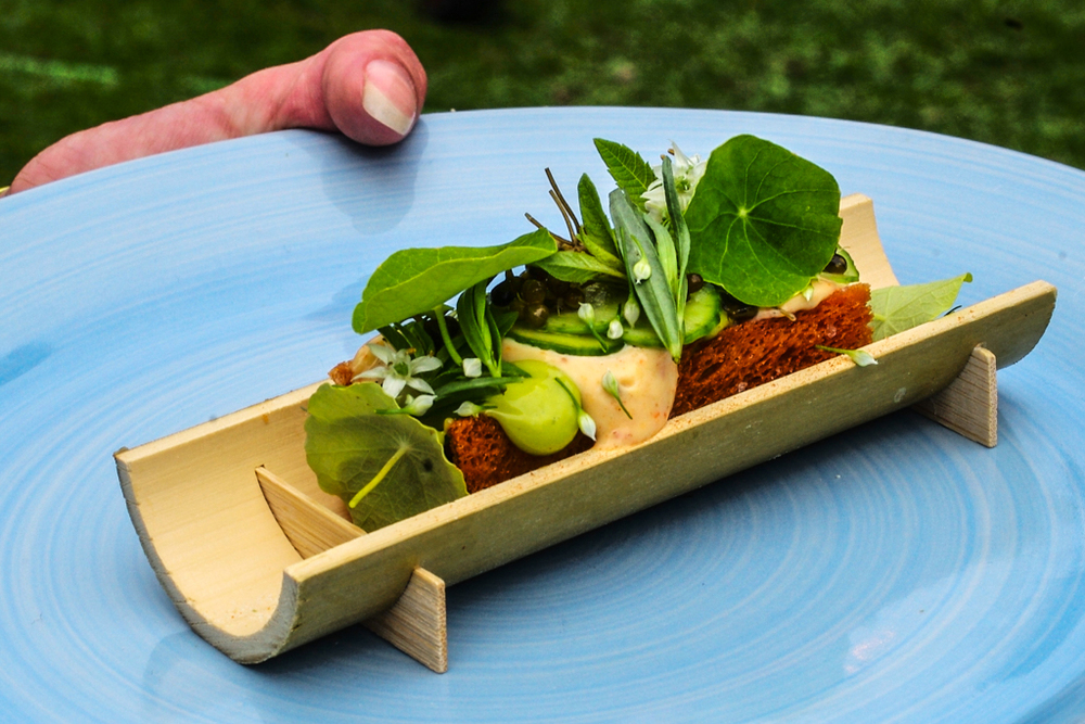 And the gourmet modern hotdog competition was won by our chef friend from the previous evening, Jeppe Foldager
