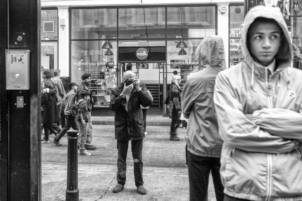 Macfilos selfie with the Leica pop-up store in the background