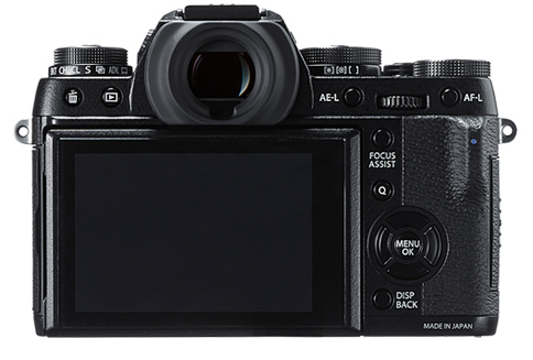   On the X-T1, the combination of substantial front grip and a rear thumb grip keeps the function pad free from interference. The camera feels more firm in the hands than the X100T. The X-T1 also features a tilting 3in screen which is very helpful, particularly   with low-level shots  