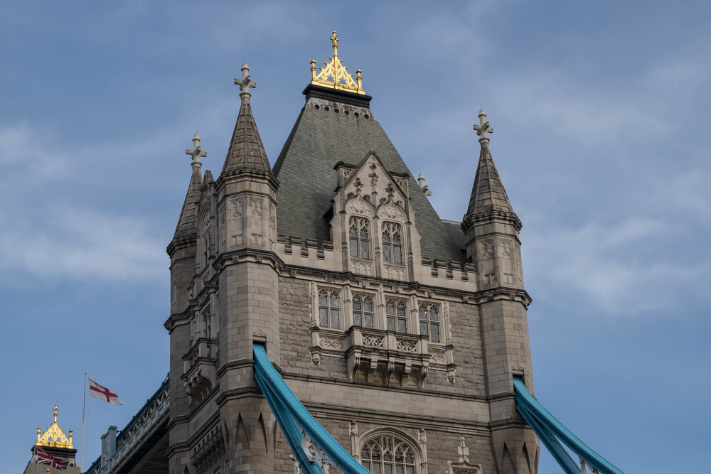   Gilded bridge and the flag of St. George. Another effort from the Fuji X-T1. No chance of getting the full bridge, which would be possible with a 35mm lens, so this 75mm view will have to do  