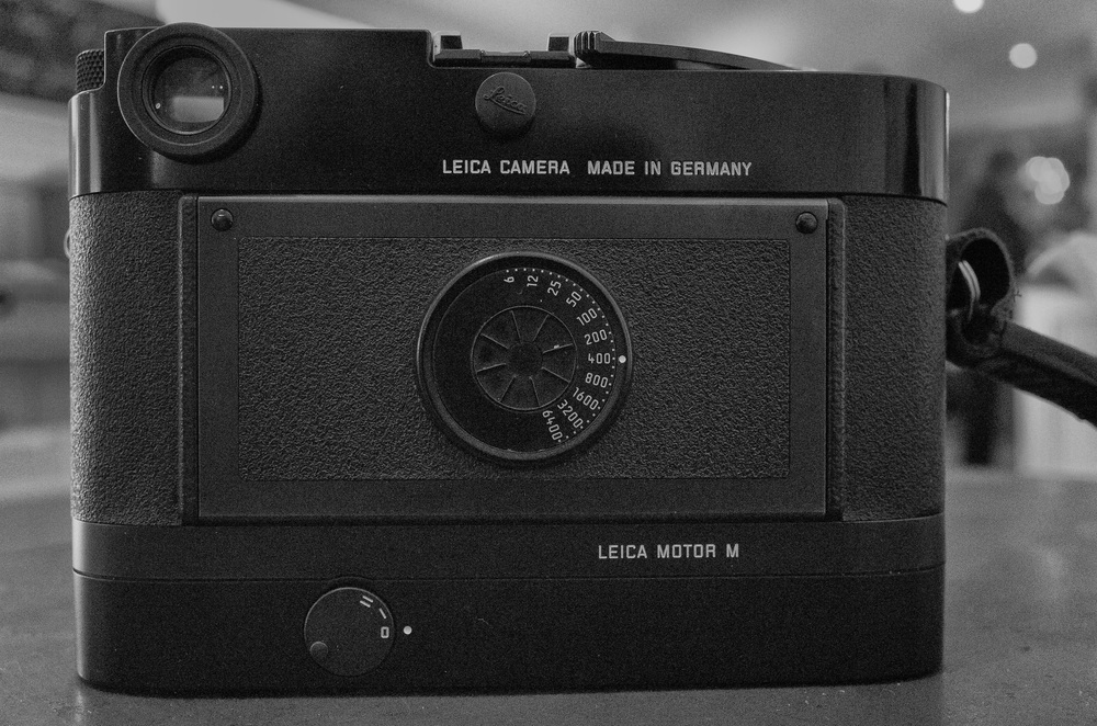 The Motor M adds height to the camera. The switch offers single-shot and continuous shooting