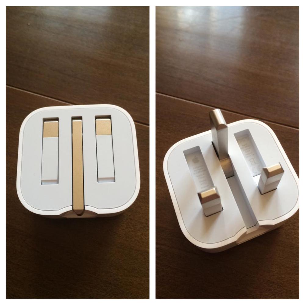 Photo Will Carling (Twitter). From this picture it looks like raising the earth prong automatically extends the two power prongs