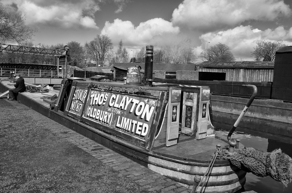  Canal Barge at the Black Country Museum: f/5.6 @ 1/160s, ISO 100 