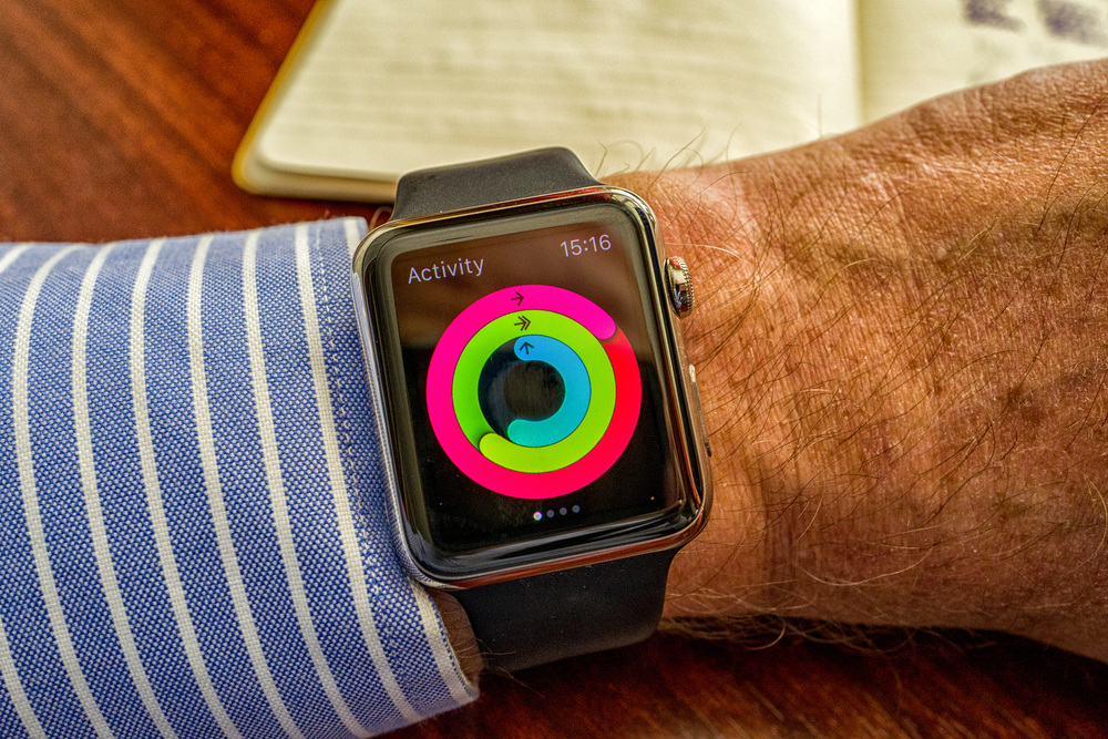 The Activity app, even in its first incarnation, is something of a triumph. The little graph, which can be reproduced also in monochrome on the watch face, shows just where you are in your daily endevours. The outer band tracks movement and calories burned, the green monitors your exercise goal (for instance, set to 30 or 40 minutes a day) while the inner blue circle shows how many hours a day you have stood for at least a few minutes. The app reminds you to stand and move if you ask it to. All this information, in more detail, is reproduced on the iPhone and is recorded so you can build up useful exercise journal. It would be useful to see a companion Activity app on the Mac, with facilities for long-term totals, graphing and creation of reports. This is something I am sure will come in the near future.