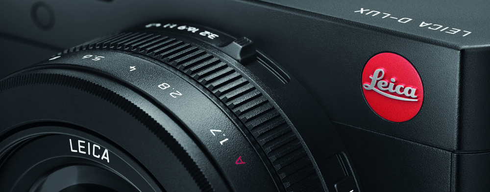 A smooth and precise aperture ring is a nod to the manual Leica M lenses