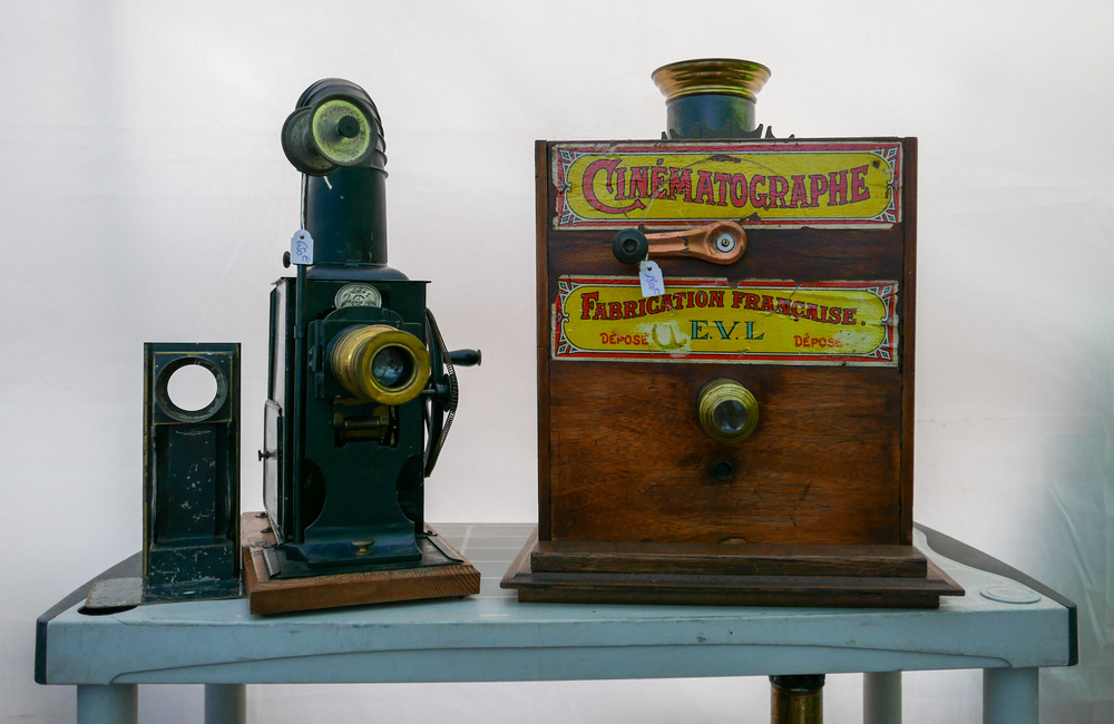 28mm, 1/200s @ f.2.1