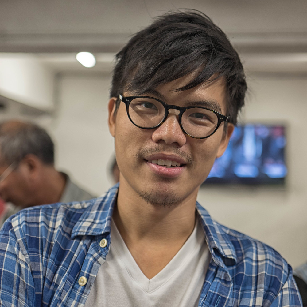  Hong Kong pro photographer Jonathan Liu of  Onelastframe  was keenly interested in the Leica Q and is considering adding one to his stable. In the meanwhile he was able to demonstrate the size of his large-format snapper to me (below) 
