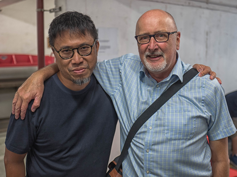  Putting a face to Facebook:  Leo Kwok  provided an invaluable advance briefing before my visit to Hong Kong and I am grateful to him for all the details that saved me days of research. The classic fair was a good opportunity to meet face to face 