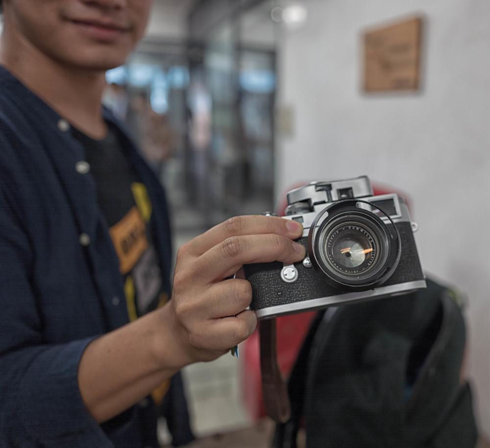  Over for the day from Macau,  Sam Lok  shows me his pristine M2 and 35mm Summilux pre ASPH.  