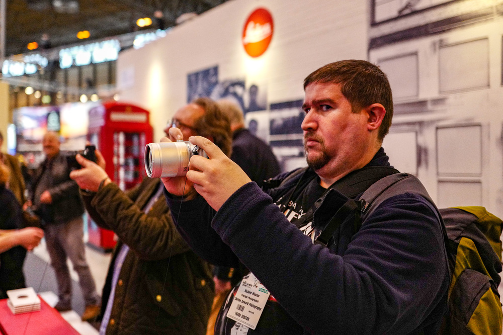 Rule No.1 when trying a new camera: Always look out for the photographer pointing a Leica Q in your direction