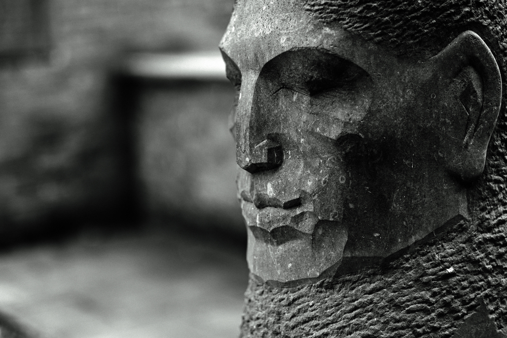  Stoneface: 56mm f/1.2 