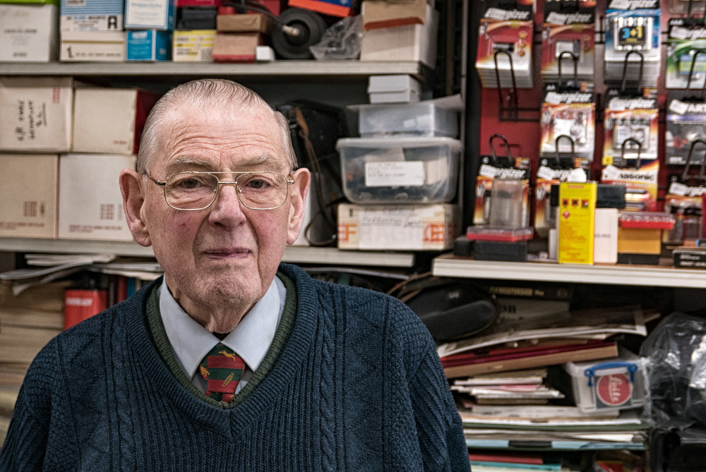 Reg Roach has managed Croydon Camera Centre for the past 57 years and has an encyclopaedic knowledge of Leica equipment