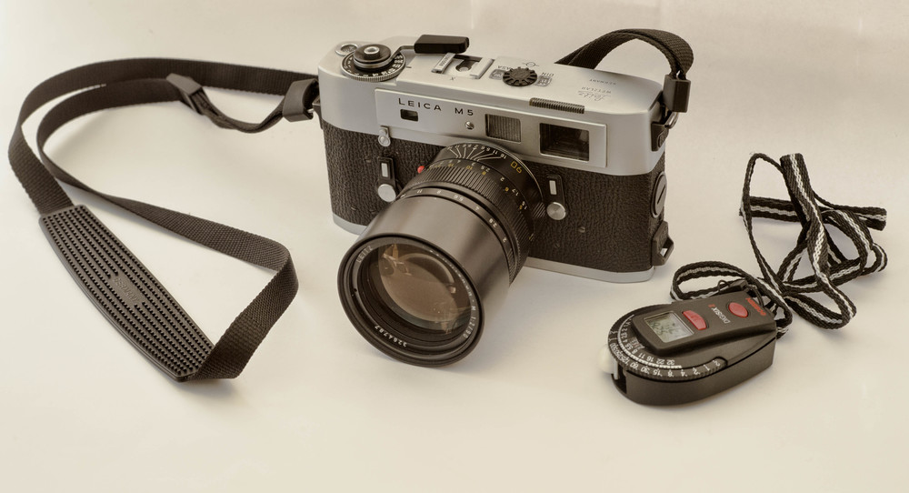 My M5 with 90mm Summicron attached; Gossen Digi-Six 2 waits to prove the accuracy of the M5