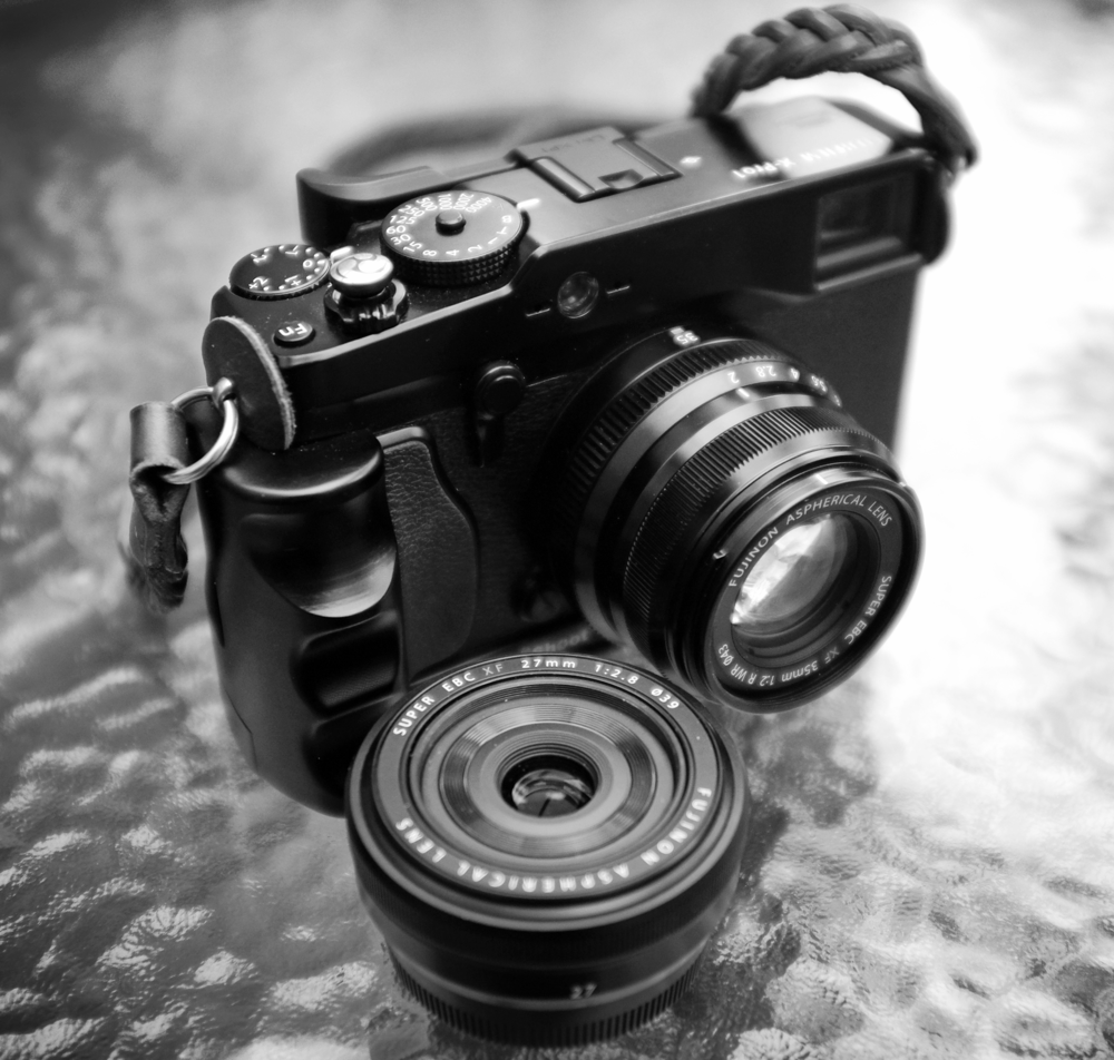 The latest little tapered beauty, the 35mm f/2 mounted on the original X-Pro1 with the old trooper, the 27mm f/2.8 pancake waiting its turn for a hug
