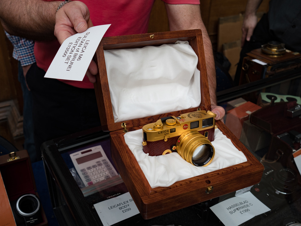 David Stephens of the Leica Store Manchester shows us the Sultan of Brunei M6 Edition, gold plated, which is on sale for £13,500. The calculator is included. I didn