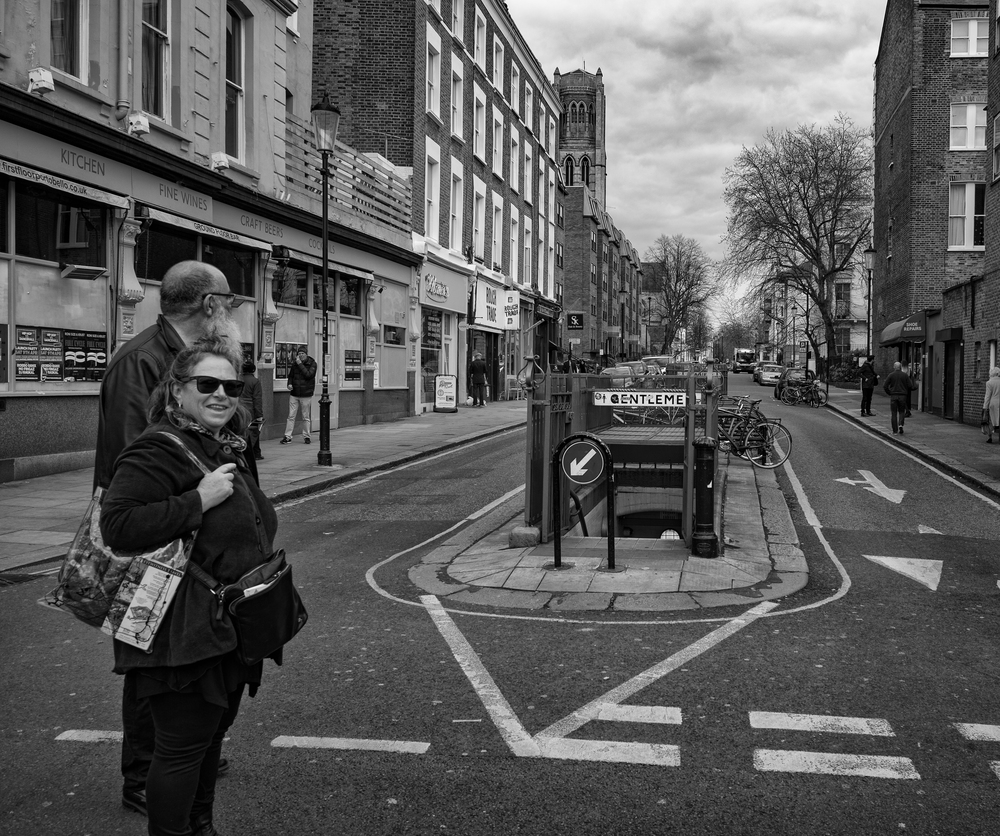 With a 28mm lens (this is the Elmarit f/2.8) and a modest aperture you can make sure almost everything is in focus. An f/5.6 lens can be made even smaller and will be perfect for street shooting (captured with a Leica M-P and Elmarit)