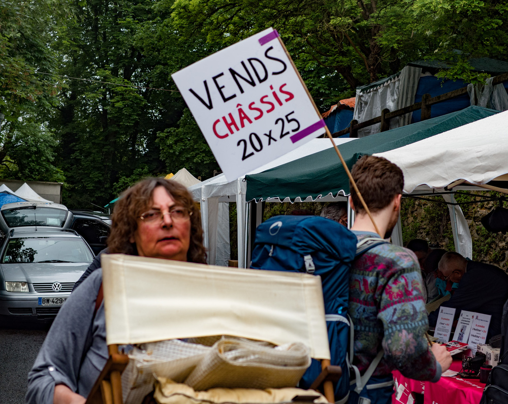 A backpack full of goodies and an enticing notice can help conclude an unofficial deal even as stallholders are rushing to set up shop