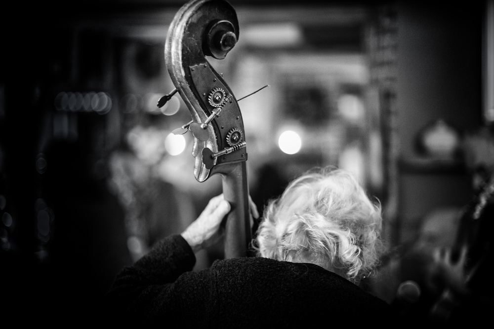 Jazz at the White Horse - Leica SL with Leica M 75 f/1.4 Summilux (thank you for the loan cam Wilder)