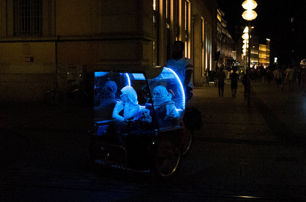 Dernier cri in the rickshaw at ISO 8000