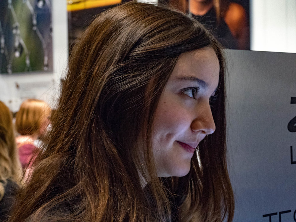 80mm portrait