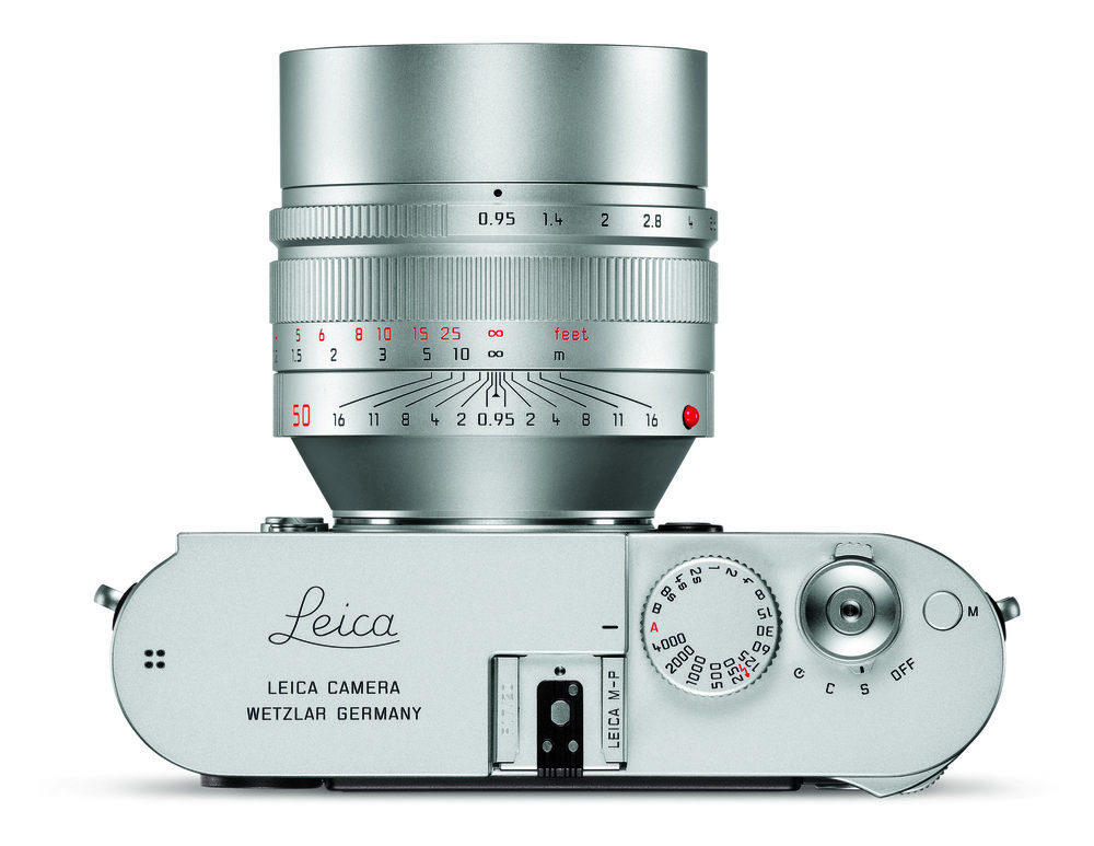 The latest post-2008 Noctilux mounted on the Leica M-P