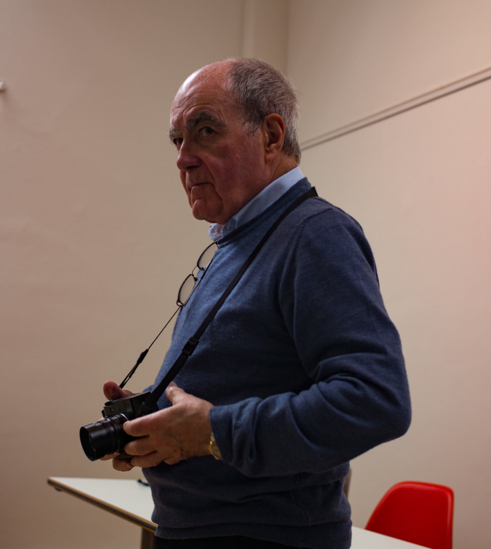 Lionel Squire tries out a 50mm Apo-Summicron from the goodies table and keeps an eye out for poachers
