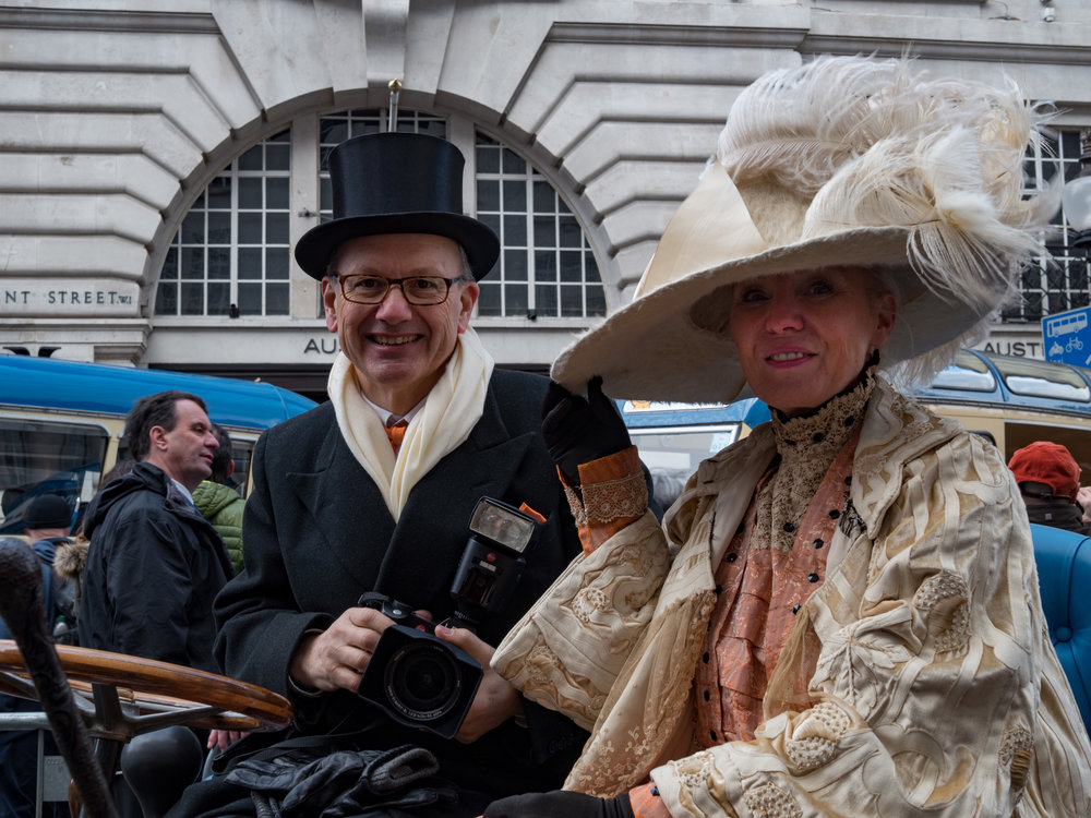  A chance encounter prompted by sight of the Leica SL and 24-90mm Vario-Elmarit: Dr. And Mrs David Martyr all the way from Switzerland with their 4HP 1900 Bardon. David, currently CEO of Tecan, was formerly Group President of Leica Microsystems Group and remains a keen Leica enthusiast and collector. 