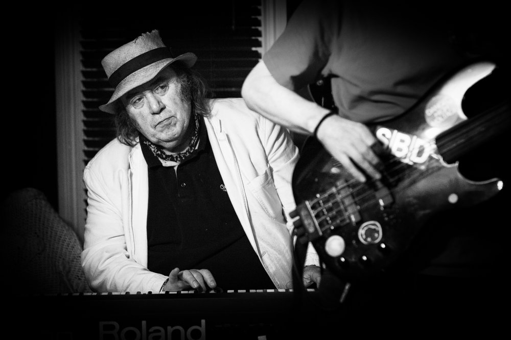 Max Middleton at Mellis (with the Charlie Harper Blues Band) - Leica M10 with 75mm APO Summicron M 1/125th ISO 10,000