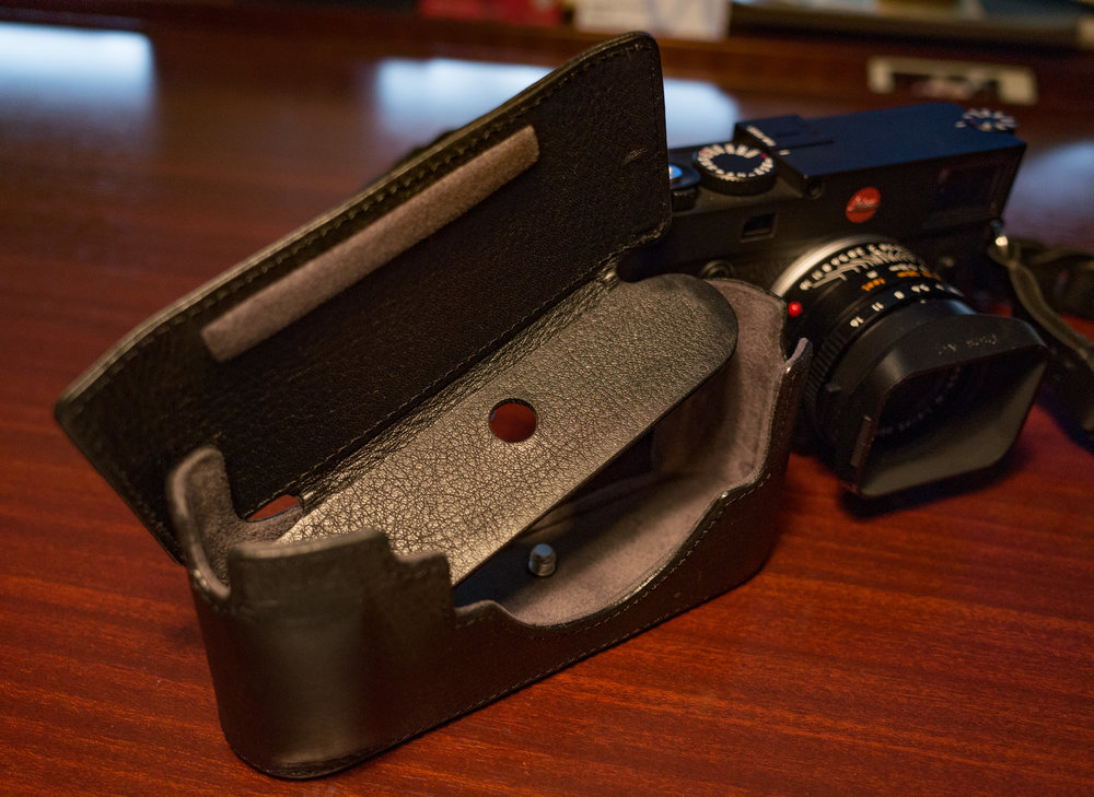 Review: Leica protector case for the M10 - Macfilos