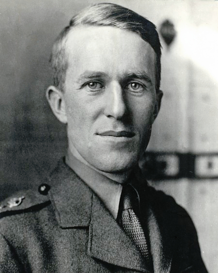 Thomas Edward Lawrence in an army officer