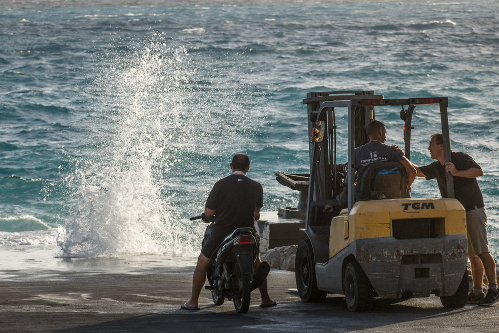 Water Wait, 55-135 Vario Elmar at 108mm