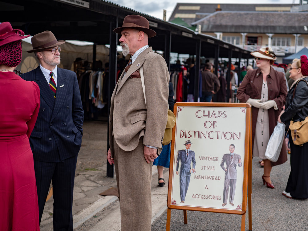 Chaps of Distinction: Panasonic G9 and Olympus 75mm f/1.8 (Mike Evans)