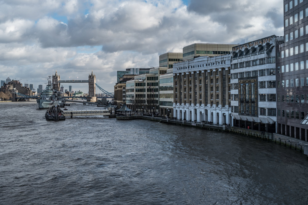 The 35mm focal length is a great compromise if you do a lot of landscape or city photography. This shot is taken with the Leica SL and the heavy crop, below, gives some idea of the detail captured by this lens