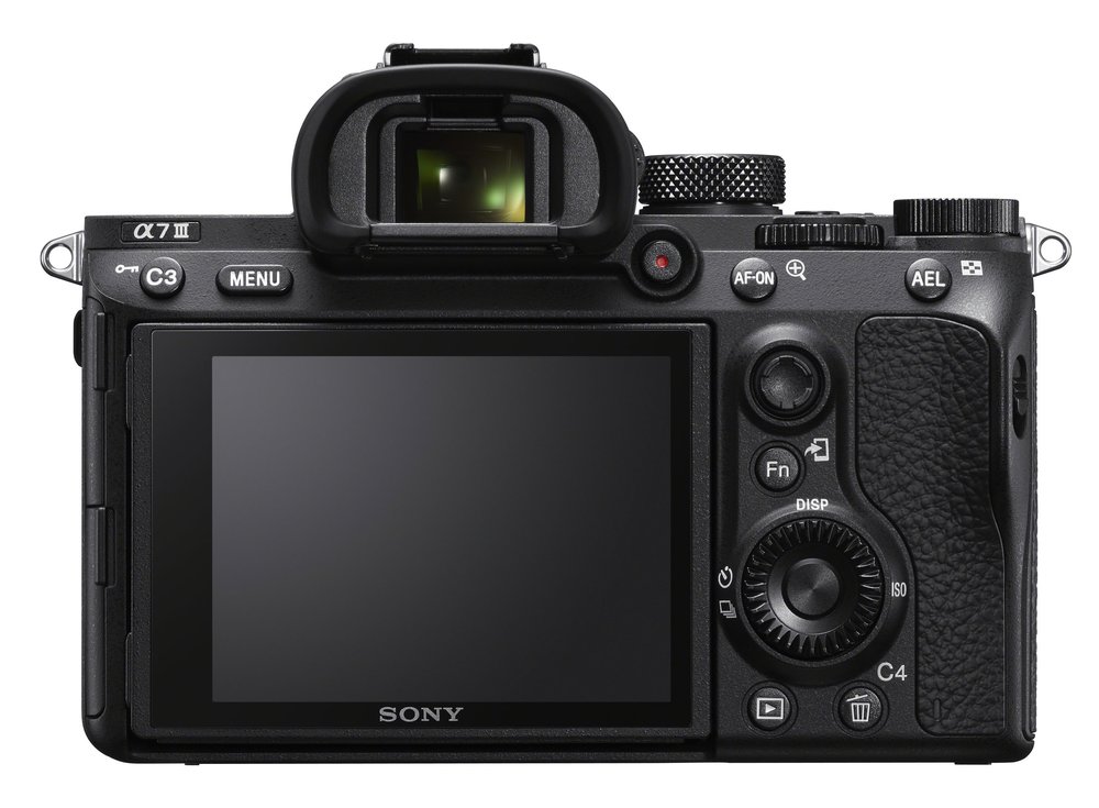 Although good enough, the 2.36MP viewfinder is inferior to that of the A9 and well behind the brilliant SL finder that many of use know and love. This is perhaps the major compromise in the A7III in order to keep down the cost