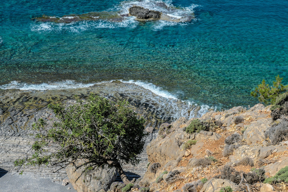   Between Marmara and Agios Pavlos (ISO 125 1/800th f4.8 79mm Leica C-Lux)  