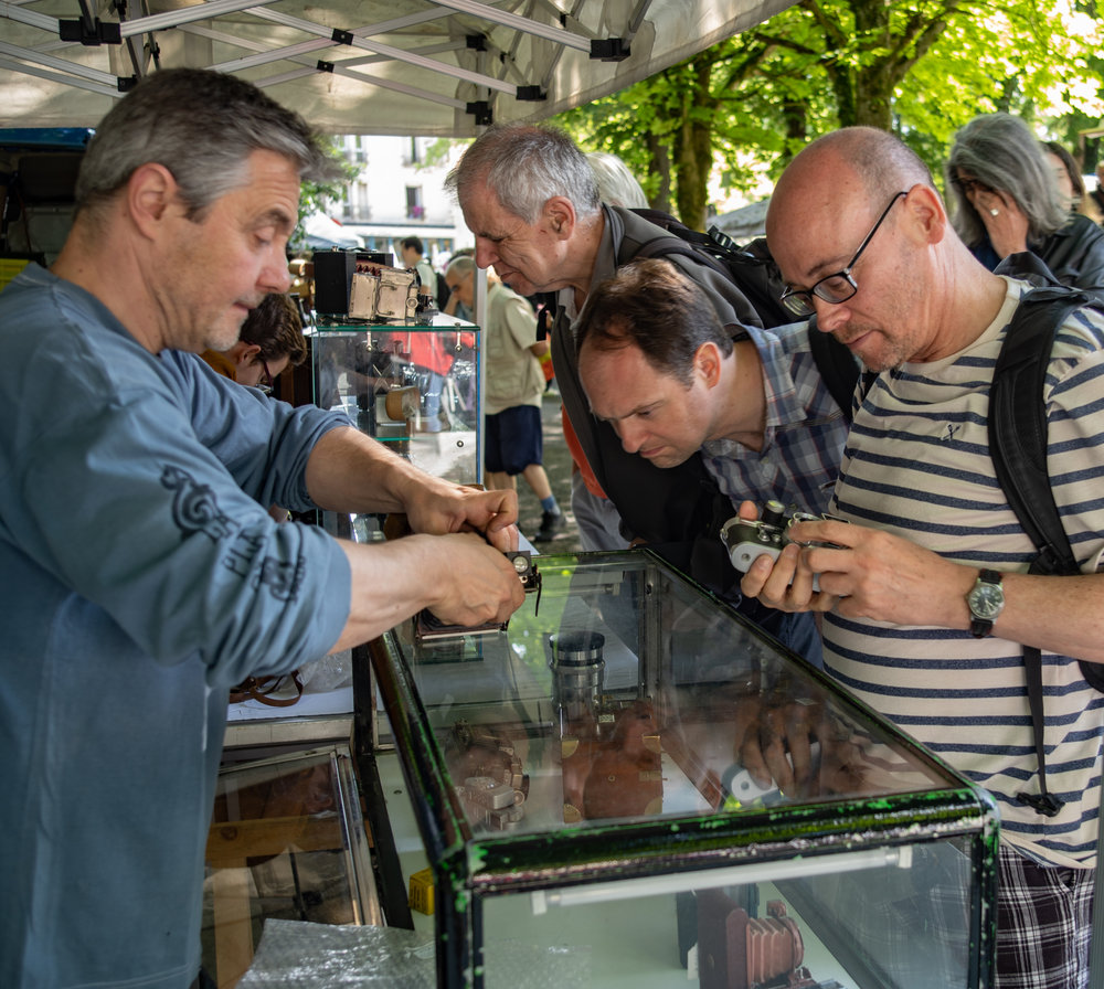 British dealer David Woodford of MW Classic Cameras thinking of buying what looks like an M3 with 35mm lens and specs