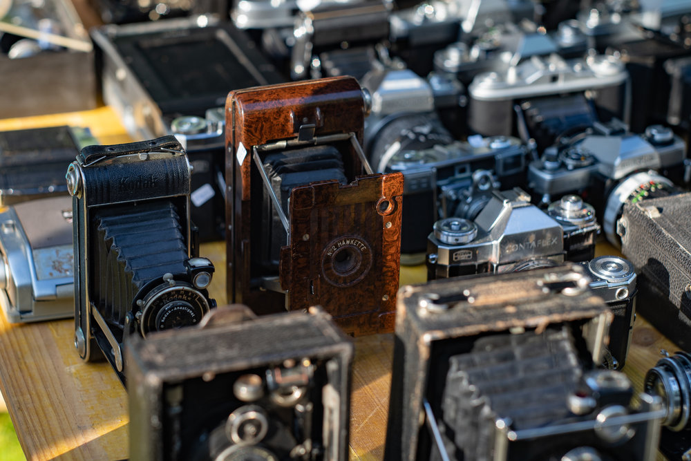 The bakelite No.,2 Hawkette is typical of cameras which were offered as incentives to collectors of cigarette cards, accord to British classic dealer, Peter Loy .