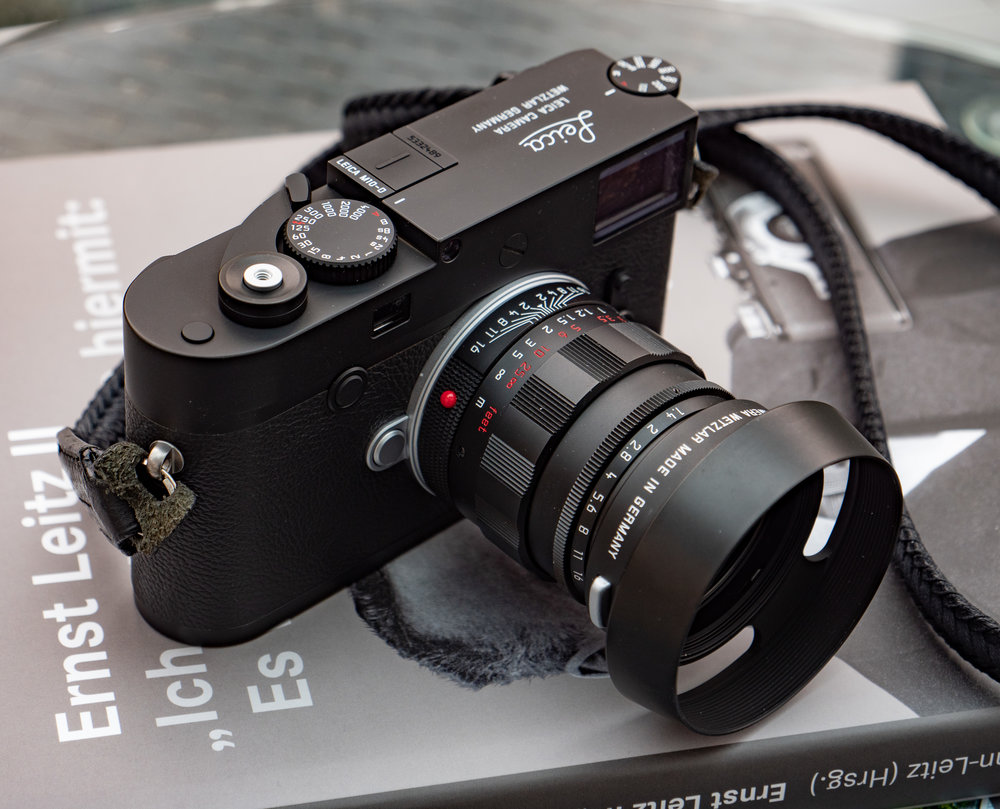The M10-D looks a picture with this black-paint 50mm Summilux retro — one of the original batch of 500 units. The new thumb grip, fashioned on a traditional film advance lever, has come in for criticism as a faux appendage. But forget prejudice. It actually works and has a touch of genius about it.