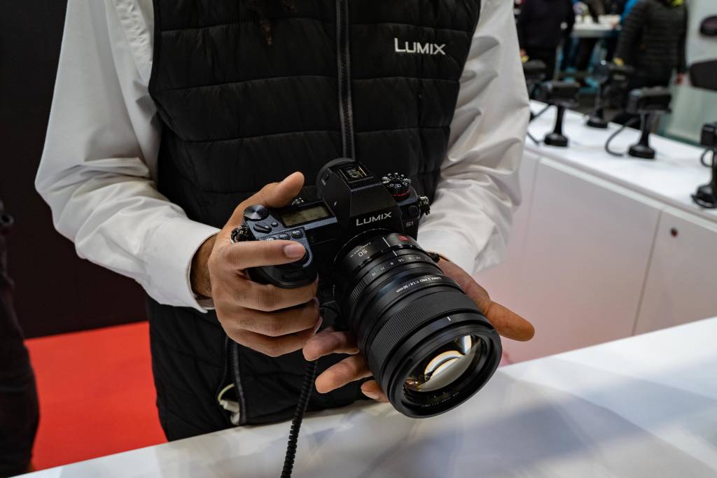 test milieu Facet Panasonic Lumix S1 at the Photography Show - S1 and lenses - Macfilos