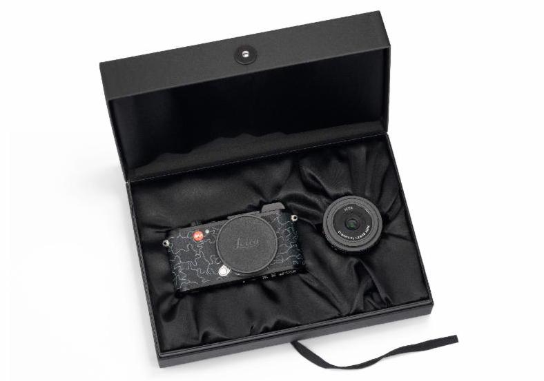 Leica CL Urban Jungle by Jean Pigozzi special edition been and