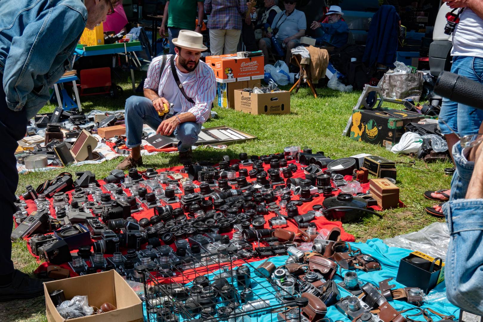 Many dealers simply set up shop on a blanket. Good on dry days, not so good when it rains