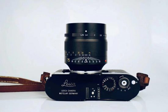The 7Artisans definitely looks the part on this M-P (Image Photorumors)