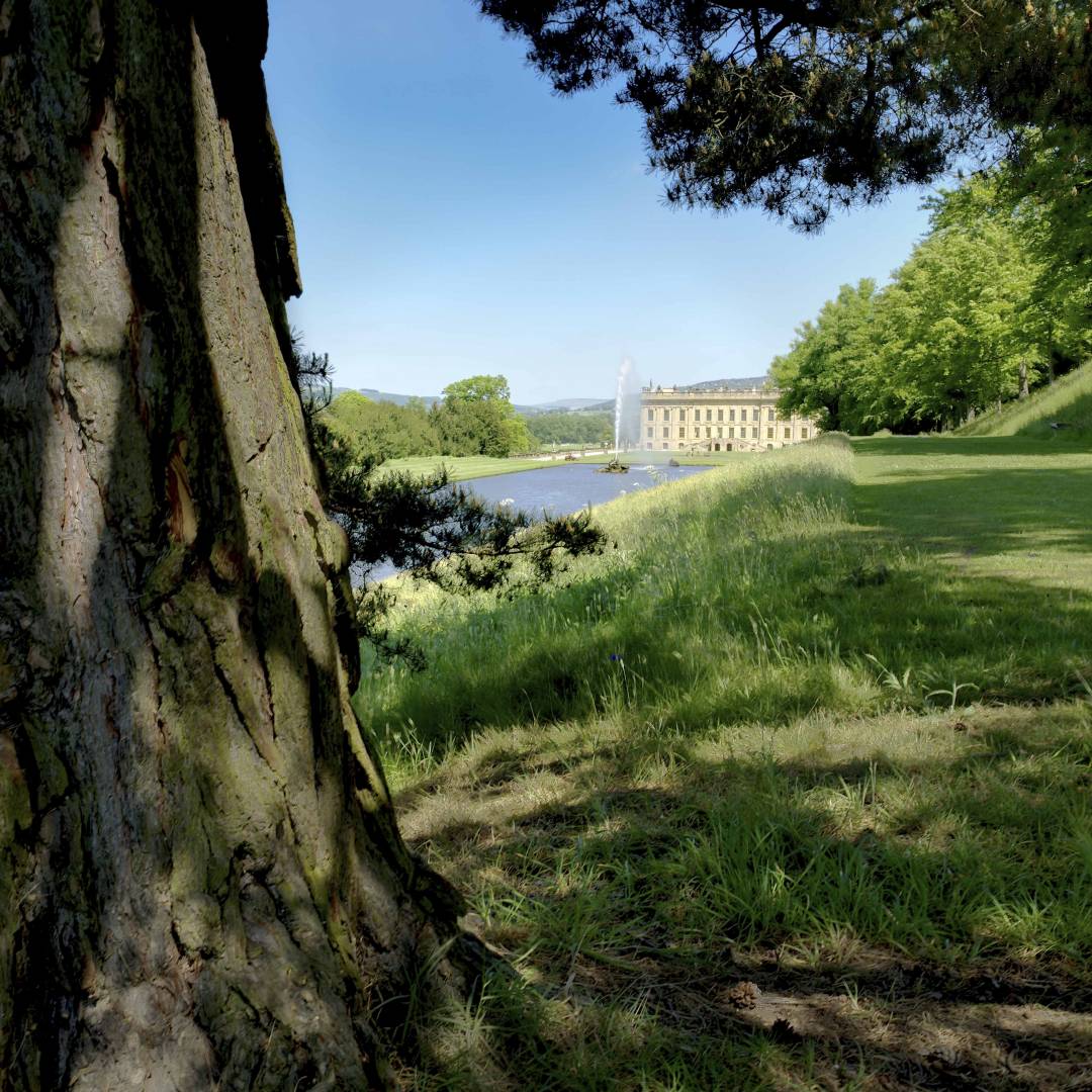 Chatsworth House, Canal Pond, Emperor Fountain & House — 26th May 2017. Fujifilm XT2 - with 16mm F1.4 at 1/56s, f/11, ISO 250