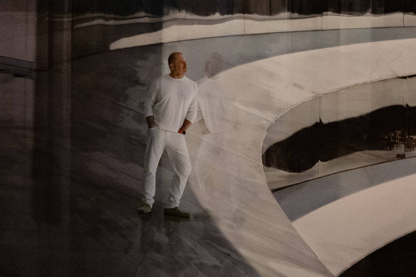 Detail of Sir Jonathan from Gursky's portrait