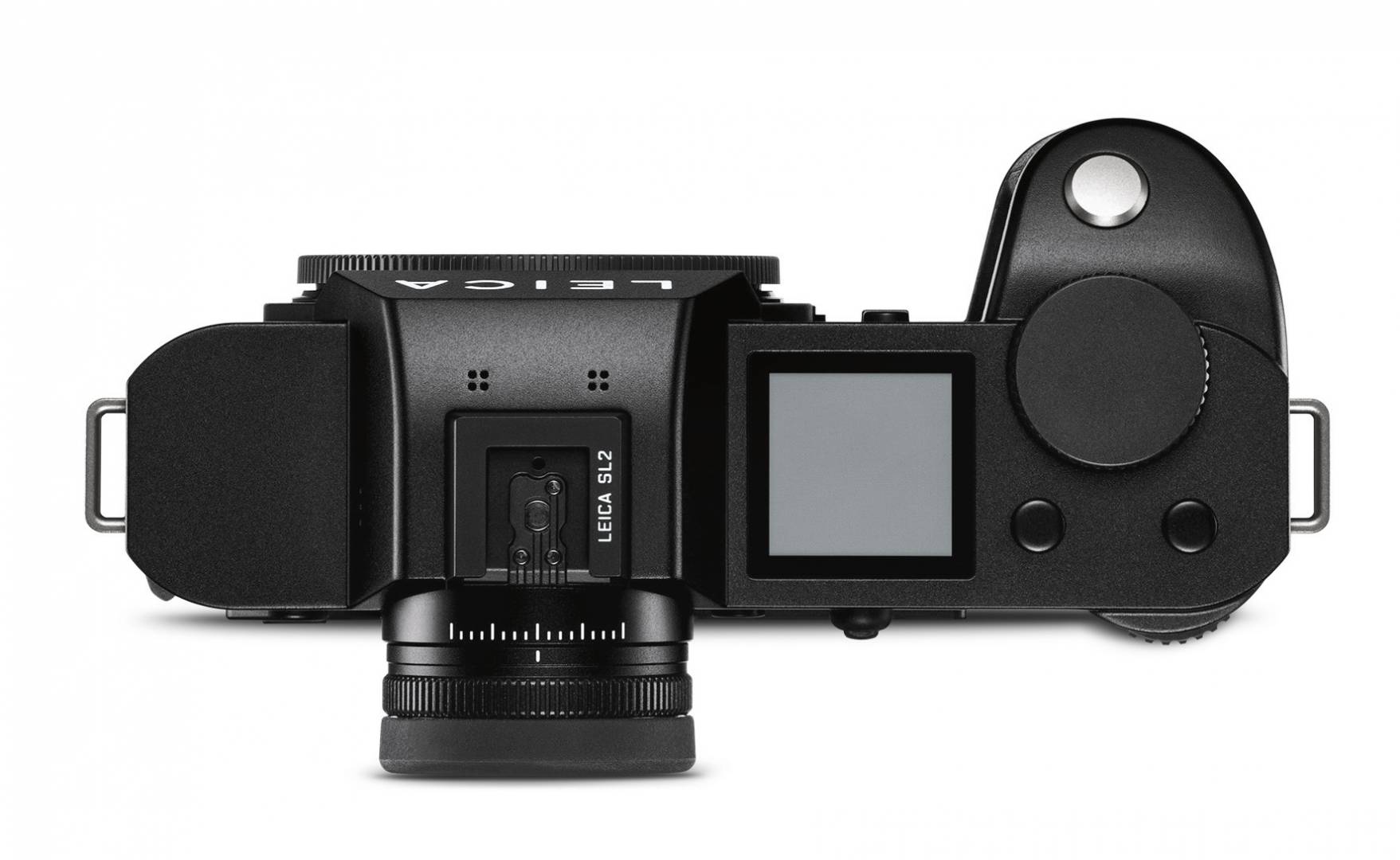 The top plate is very similar to the minimalistic SL in appearance. The very impressive viewfinder features the same very precise diopter ring as seen on the SL
