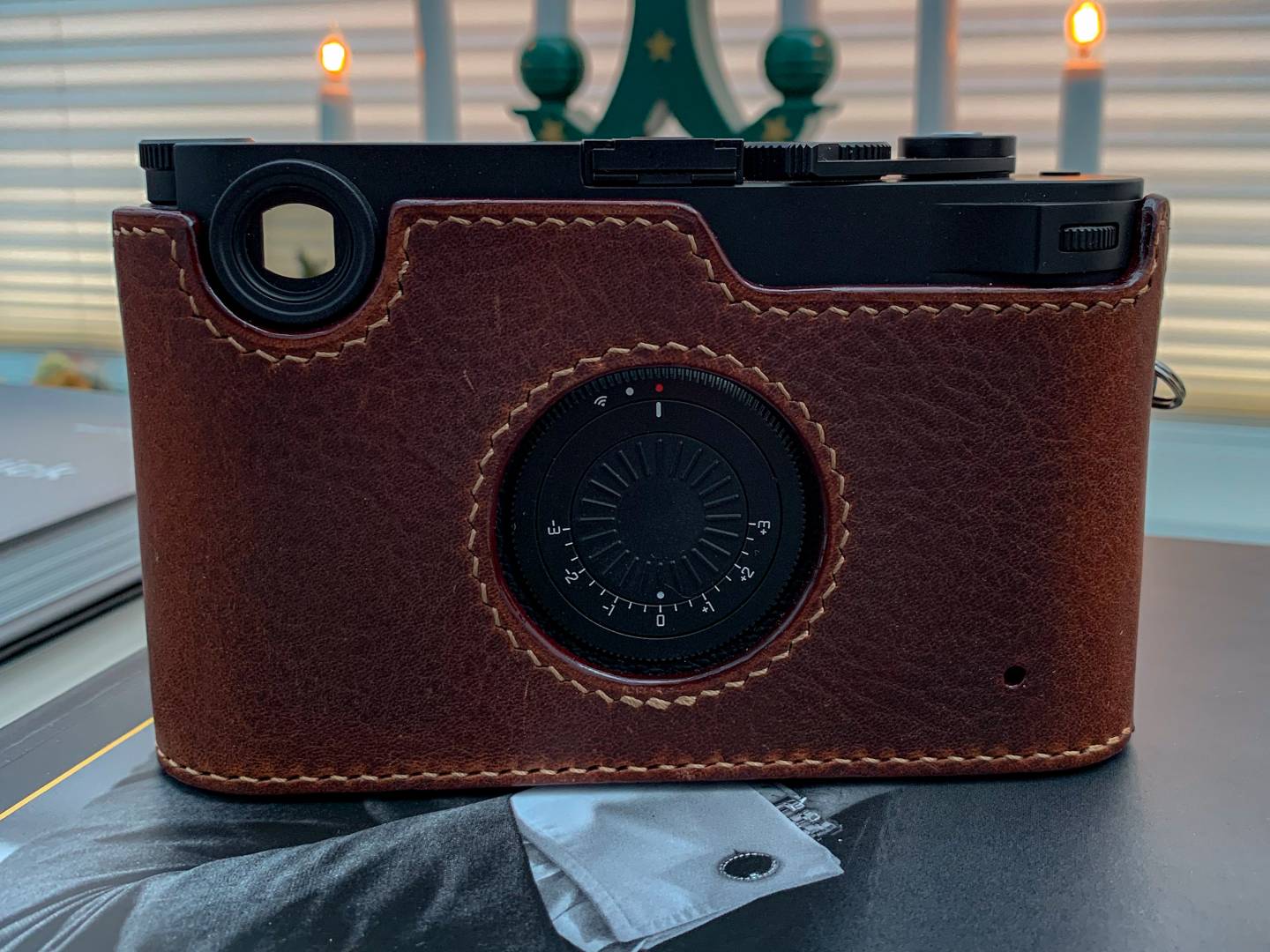 The full-cover version, just like a case for an M7 or M6. Note the hole for the red warning light at the bottom right of the case