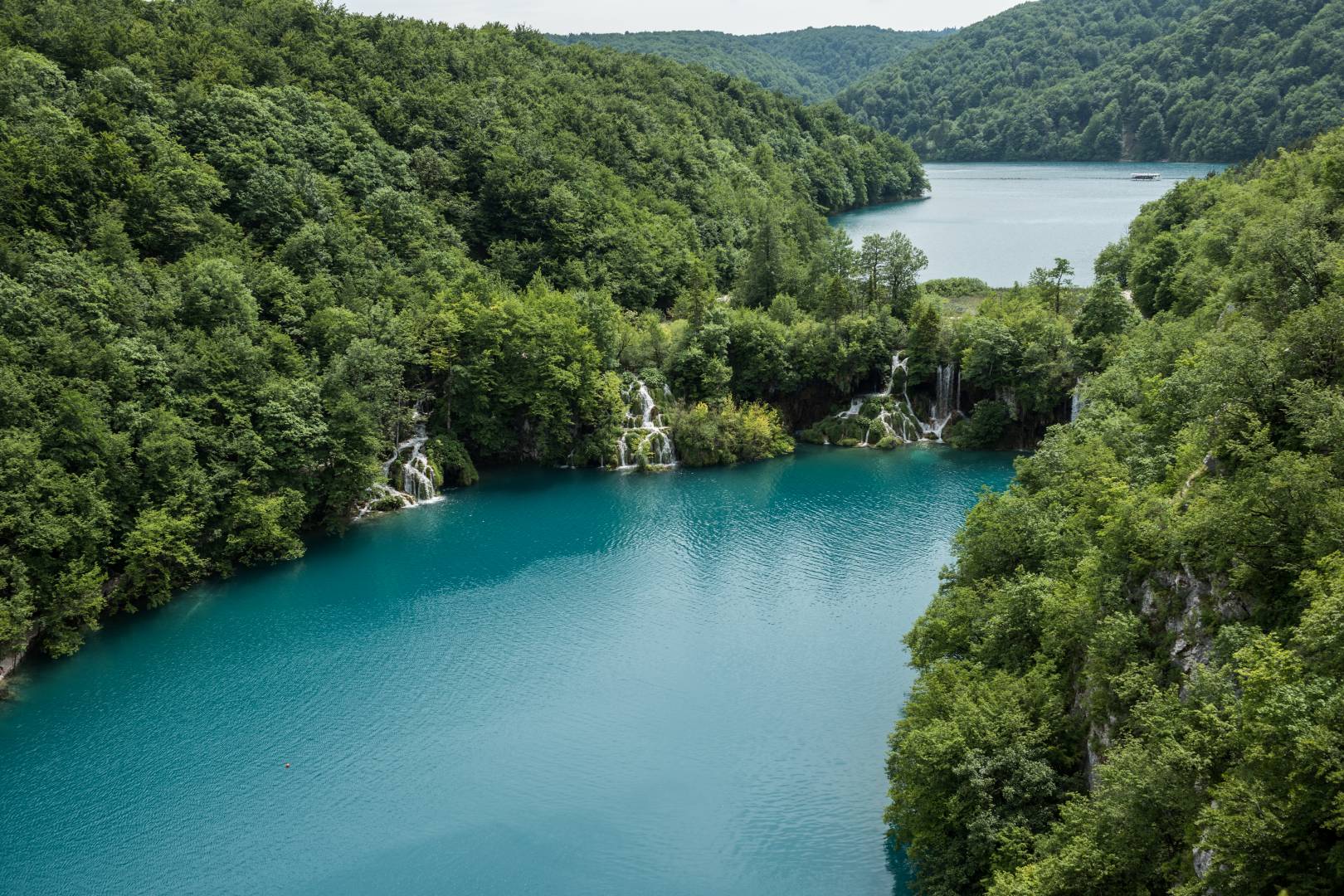 01 50+ shades of green. Plitvice lakes, Croatia. Summarit-M 35/2.4 1/400 sec, f/5.6, ISO 100 - Leica SL (Image ©Jörg-Peter Rau)